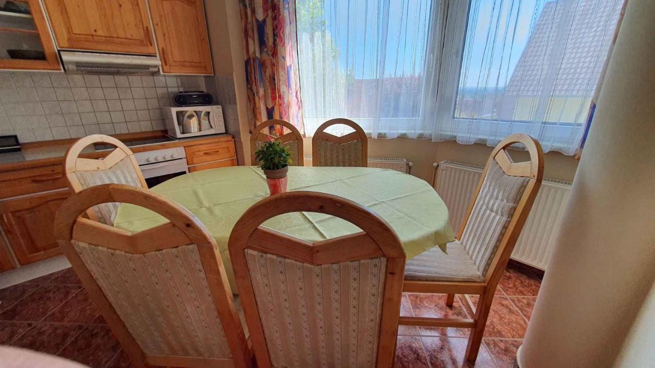 Apartment In Fonyod/Balaton 18580 外观 照片